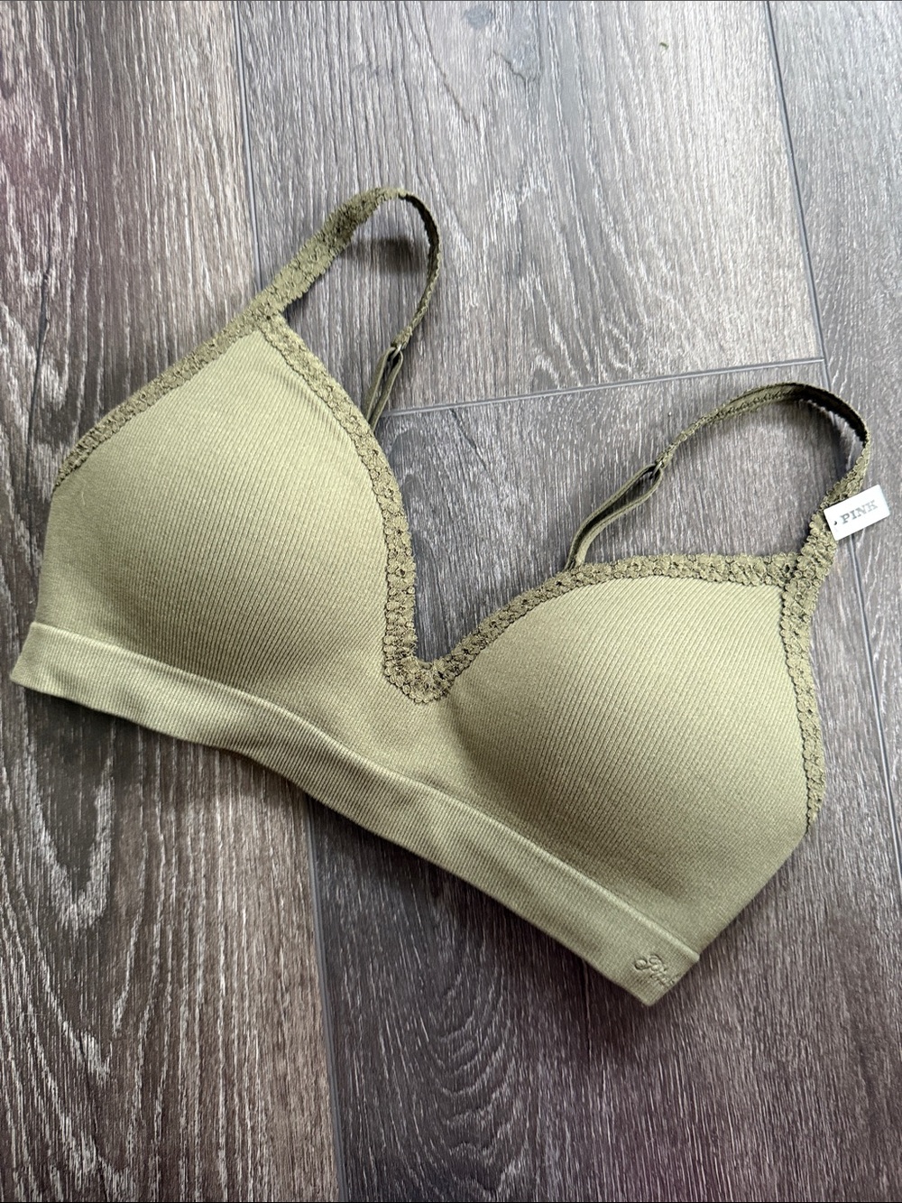 NWT Victoria’s Secret PINK Seamless Push-Up Wireless Bralette in Casual Olive